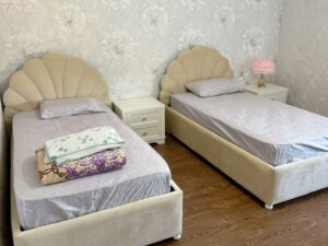 3x6 Cream Scallop Bed