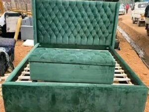 5x6 Green Chesterfield Bed with Storage Box