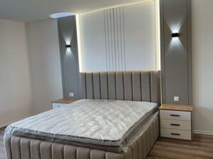 5x6 Grey Velvet Chester Bed