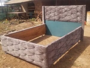 5x6 Mauve Crushed Diamond Bed