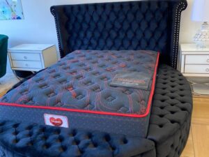 5x6 Midnight Round Sleigh Bed