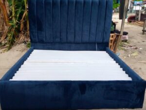 5x6 Navy Blue Trendy Chester Bed