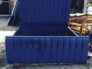 5x6 Navy Blue Tufted Chester Bed