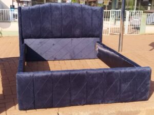 5x6 Navy Diamond-Quilted Bed