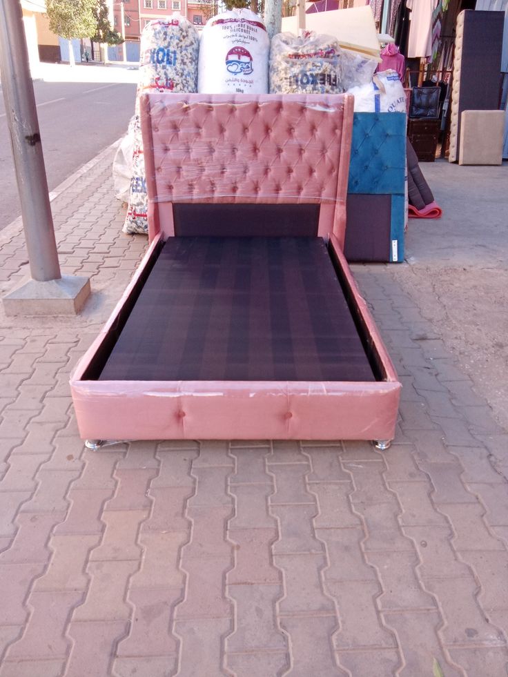5x6 Pink Chester Bed