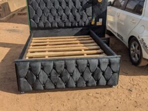 5x6 Raven Velvet Boudoir Bed