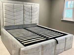 5x6 Silver Herringbone Bed