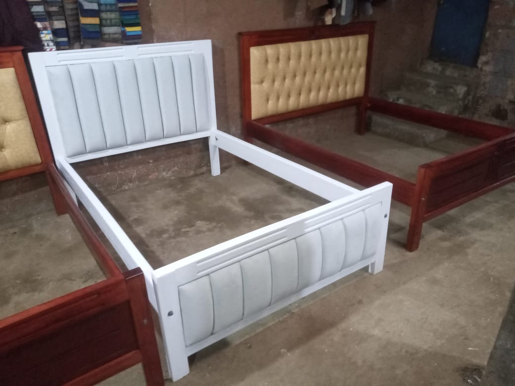 5x6 White Grey Striped Mocket Bed