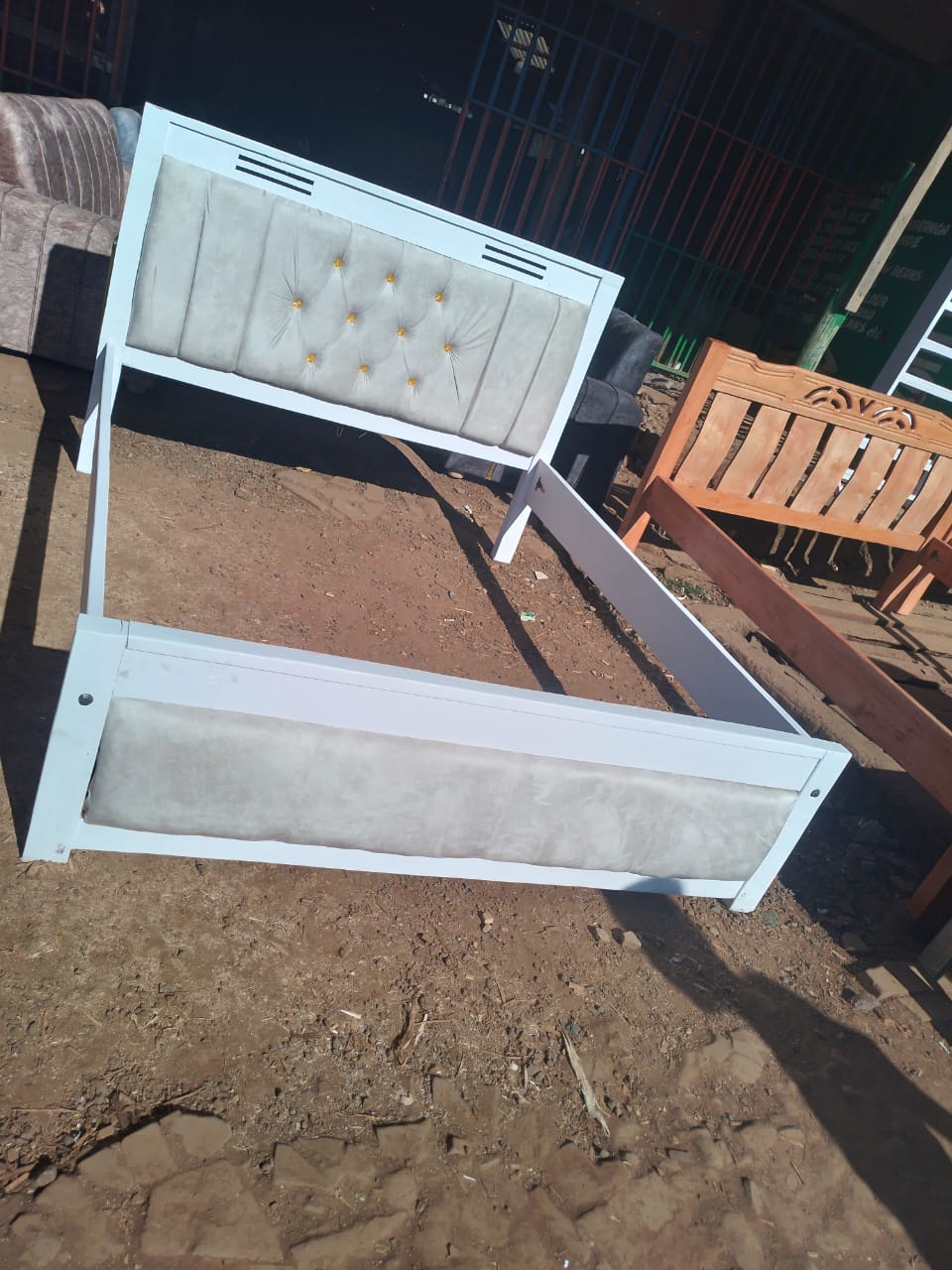 5x6 White Grey Tufted Chester Bed