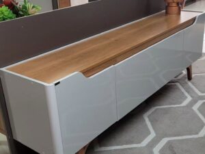 Atenas Curved Bicolor TV Stand