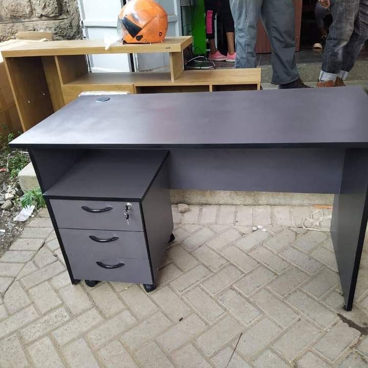 Charcoal Study Desk Set