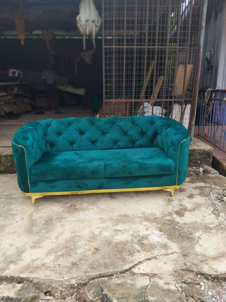 3-Seater Teal Tufted Chesterfield Sofa